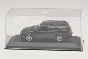 Volkswagen Golf Mk4 Variant Sport Highline BBS Edition Melns Nomaiņas Kaste Minichamps 1:43 GOLF008-R1 Metāls — attēls 4 no 5