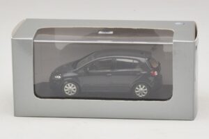 Volkswagen Golf Plus Mk5 Melns Minichamps 1:43 GOLF007 Metāls — attēls 5 no 5