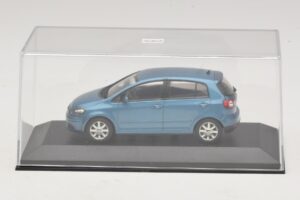 Volkswagen Golf Plus Mk5 Zils Metālisks Aizstājējkaste Minichamps 1:43 GOLF02-R1 Metāls — attēls 4 no 5