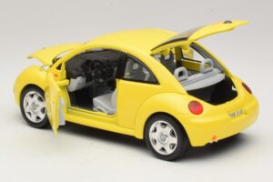 Volkswagen New Beetle A4 Dzeltens Bburago 1:18 3302 Metāls — attēls 5 no 8