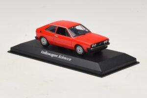 Volkswagen Scirocco Mk1 Sarkans Maxichamps 1:43 940050422 Metāls — attēls 3 no 5