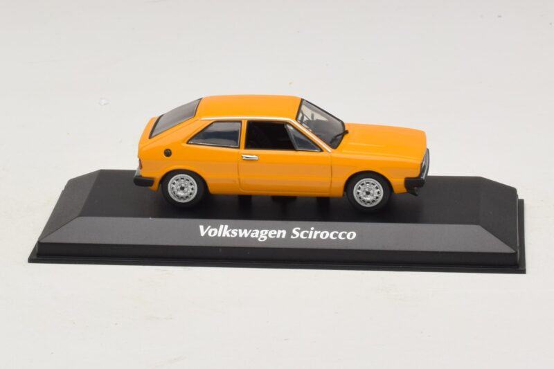 Volkswagen Scirocco Mk1 Dzeltens Maxichamps 1:43 Volkswagen Scirocco Mk1 Dzeltens Maxichamps 1:43 940050424 Metāls