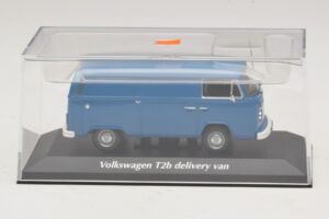 Volkswagen T2b Piegādes Furgons Zils Maxichamps 1:43 940053061 Metāls — attēls 4 no 5