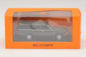 Volvo 240 GL Universāls Tumši Zaļš Maxichamps 1:43 940171411 Metāls — attēls 5 no 5