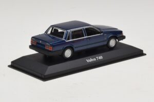 Volvo 740 Dark Blue Metallic Maxichamps 1:43 940171701 Metāls — attēls 2 no 5