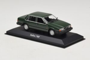 Volvo 740 Tumši Zaļš Maxichamps 1:43 940171700 Metāls — attēls 3 no 5